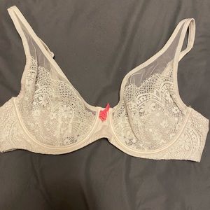 Victoria’s Secret bra